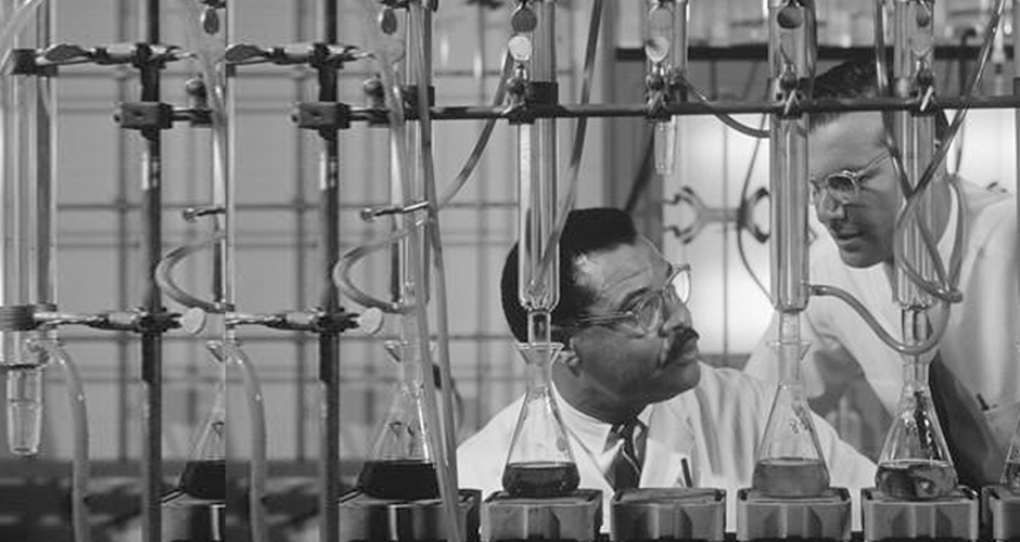 Laboratory solid-state materials research equipment and crystal imagery